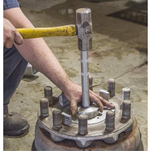 LISLE 61900 Heavy-Duty Bearing Race & Seal Driver Set-(Each)