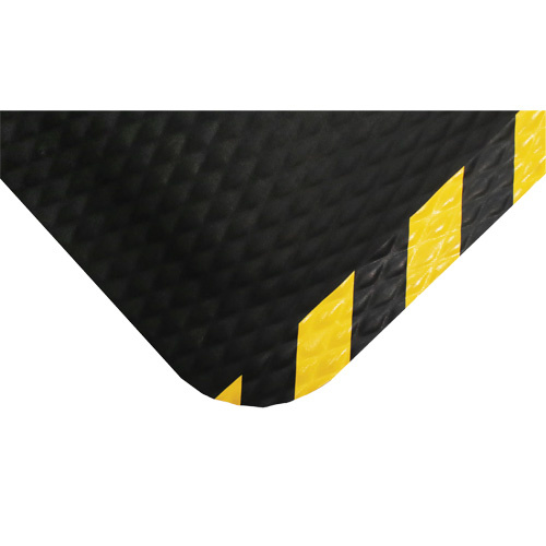 M+A Matting 4242488100 Hog Heaven Mat, Diamond, 4-4/5' x 8' x 7/8", Black/Yellow, Nitrile-(Each)