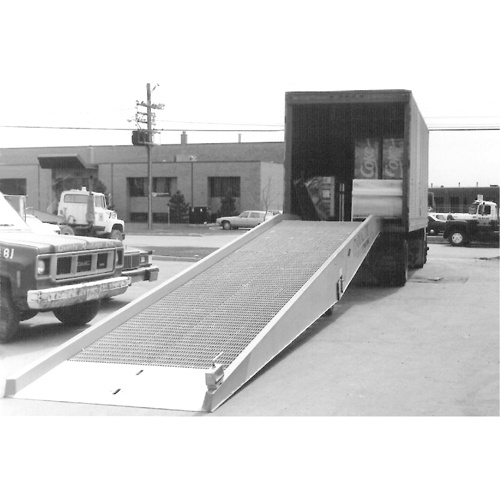 Quality Railings AMYR-GSD-20-84-30 Mobile Yard Ramp Mobile Yard Ramp, 20000 lbs. Capacity, 84" W x 30' L - Each