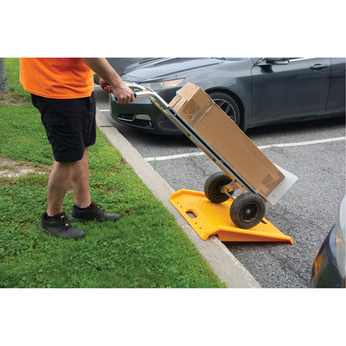 KLETON Portable Poly Hand Truck Curb Ramp Portable Poly Hand Truck Curb Ramp, 1000 lbs. Capacity, 27" W x 27" L - Each