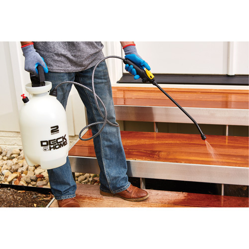 Smith Performance Sprayers 190399 Deck & Home™ Universal Sprayer Deck & Home™ Universal Sprayer, 2 gal. (9 L), Polyethylene, 15" Wand - Each