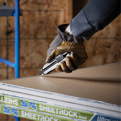 Olfa 1135530 Knife with Auto-Lock Knife with Auto-Lock, 18 mm, Carbon Steel, Heavy-Duty, Aluminum Handle - Each