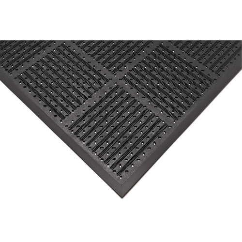 Wearwell 227.716X3X6BK Outfront Reversible No. 227 Mat Outfront Reversible No. 227 Mat, Rubber, Scraper Type, Slotted Pattern, 3' x 6', Black - Each