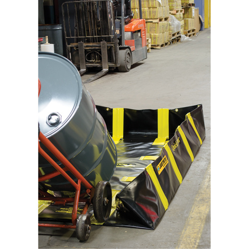 Justrite 28536 QuickBerm® Containment Berm with Inside Wall Supports QuickBerm<sup>®</sup> Containment Berm with Inside Wall Supports, 235 US gal. Capacity, 4' W x 8' L x 12" H, Snap-Up Bracket - Each