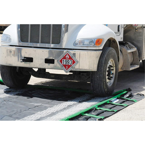 Ultratech 8630 Rapid Rise Ultra-Containment Berms® Rapid Rise Ultra-Containment Berms<sup>®</sup>, 269 US gal. Capacity, 6' W x 6' L x 12" H, Foam Wall - Each