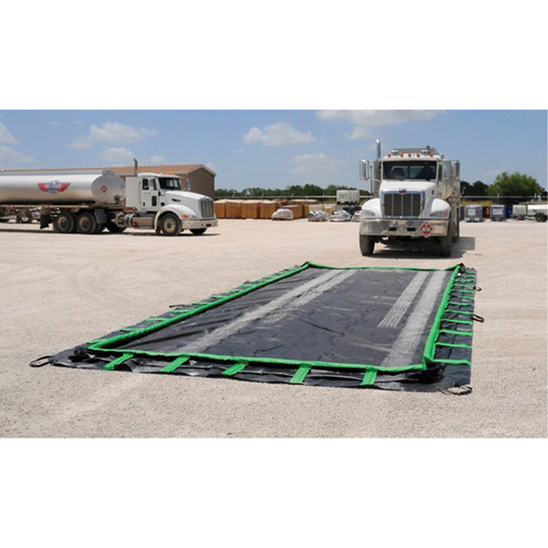 Ultratech 8433 Rapid Rise Ultra-Containment Berm<sup>?</sup>, 5610 US gal. Capacity, 15' W x 50' L x 12" H, Foam Wall - Each - Image 2