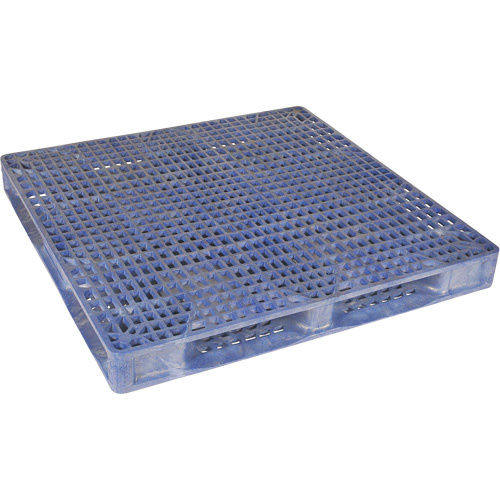 Ultratech  3000800  4-Drum Ultra-Spill King<sup>?</sup> Flat Deck Pallet (Only), 85 US gal. Spill Capacity, 48.8" x 48.8" x 5.5" - Each