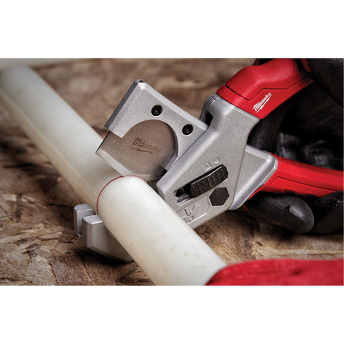 Milwaukee  48-22-4204  Tubing Cutter, 1" Capacity - Each
